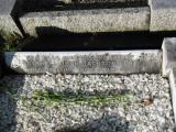 image of grave number 932904